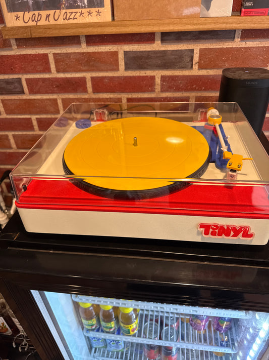 Tinyl Memphis-style Record Player